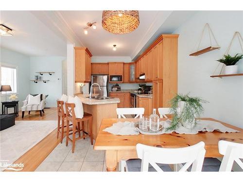 1 Covington Blue Crescent, Wasaga Beach, ON - Indoor Photo Showing Dining Room