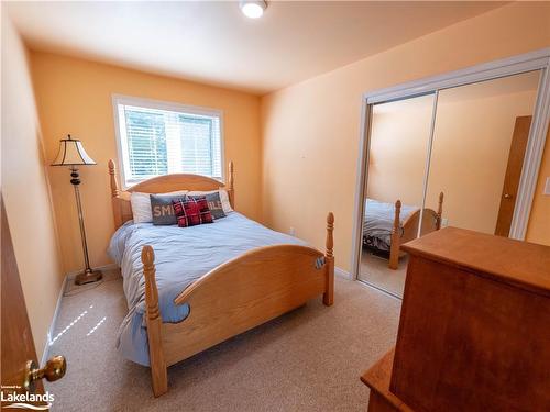 3140 Island 1810, Georgian Bay Twp, ON - Indoor Photo Showing Bedroom