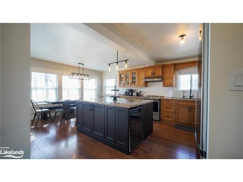 215 Avery Point Road, Sebright, ON - Indoor Photo Showing Kitchen