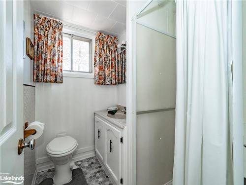 1055 Evanswood Drive, Kilworthy, ON - Indoor Photo Showing Bathroom