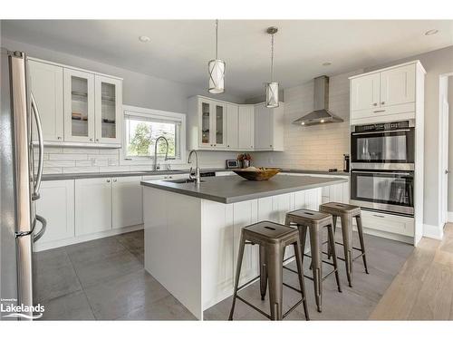 164 Prisque Road, Honey Harbour, ON - Indoor Photo Showing Kitchen With Upgraded Kitchen