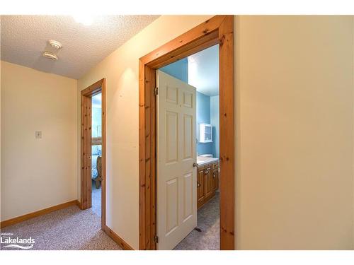 1743 Old Barrie Road, Orillia, ON - Indoor Photo Showing Other Room