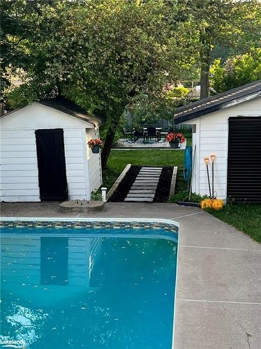 202 Seventh Street, Midland, ON - Outdoor With In Ground Pool