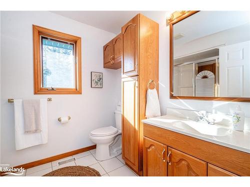 3767 South Portage Road, Huntsville, ON - Indoor Photo Showing Bathroom
