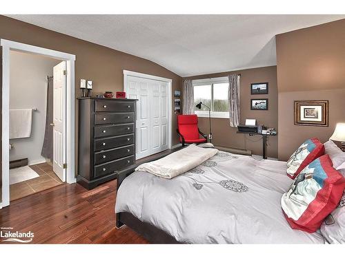 472 Oxbow Crescent, Collingwood, ON - Indoor Photo Showing Bedroom