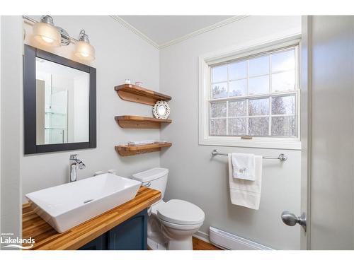 127A Wind Rose Lane, Burk'S Falls, ON - Indoor Photo Showing Bathroom