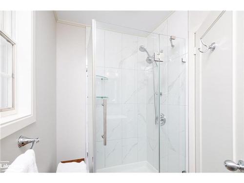 127A Wind Rose Lane, Burk'S Falls, ON - Indoor Photo Showing Bathroom