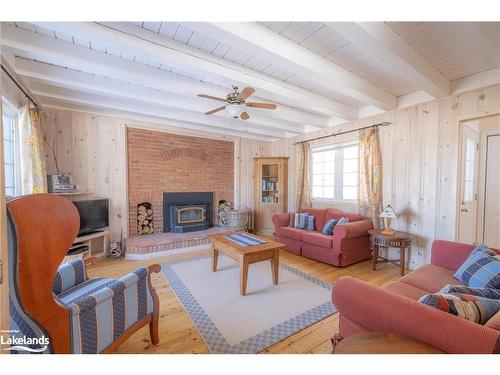 127A Wind Rose Lane, Burk'S Falls, ON - Indoor Photo Showing Living Room With Fireplace