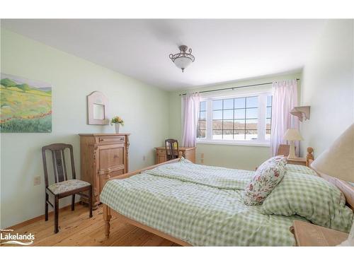 127A Wind Rose Lane, Burk'S Falls, ON - Indoor Photo Showing Bedroom