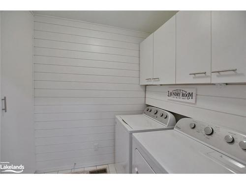568 Oxbow Crescent, Collingwood, ON - Indoor Photo Showing Laundry Room