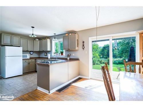 159211 7Th Line, Meaford, ON - Indoor Photo Showing Kitchen