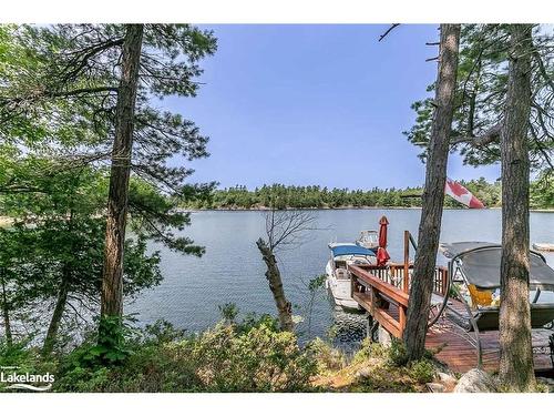 B207-7 Wahsoune Island, Archipelago South, ON - Outdoor With Body Of Water With View