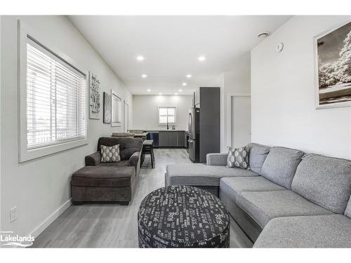 13 Bourrie Avenue, Victoria Harbour, ON - Indoor Photo Showing Living Room