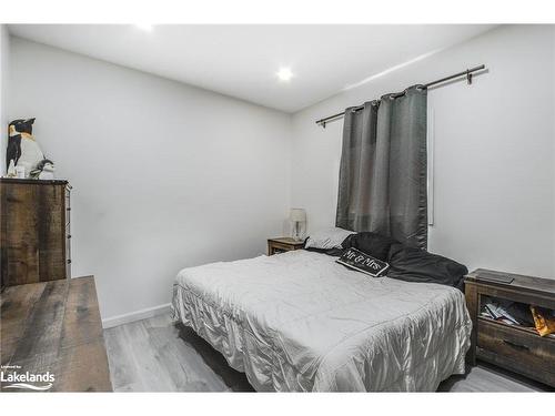 13 Bourrie Avenue, Victoria Harbour, ON - Indoor Photo Showing Bedroom