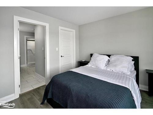 28 Fairway Lane, Port Elgin, ON - Indoor Photo Showing Bedroom