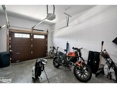 28 Fairway Lane, Port Elgin, ON - Indoor Photo Showing Garage