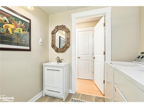 236 Eliza Street, Meaford, ON - Indoor Photo Showing Laundry Room