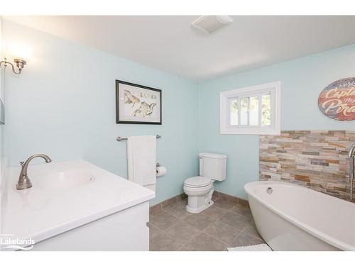 236 Eliza Street, Meaford, ON - Indoor Photo Showing Bathroom