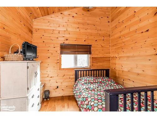 B686-8 Derbyshire Island, Archipelago, ON - Indoor Photo Showing Bedroom