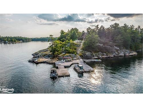 B686-8 Derbyshire Island, Archipelago, ON - Outdoor With Body Of Water With View