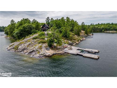 B686-8 Derbyshire Island, Archipelago, ON - Outdoor With Body Of Water With View