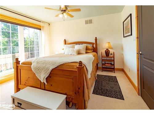2072 Highway 520, Burk'S Falls, ON - Indoor Photo Showing Bedroom