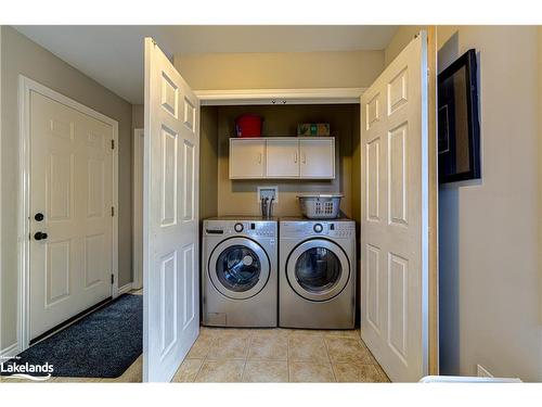 339 Robinson Road, Wasaga Beach, ON - Indoor Photo Showing Laundry Room
