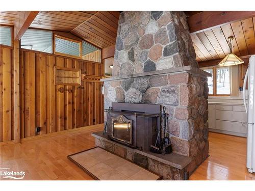 1058 Echo Bay Road, Lake Of Bays, ON - Indoor With Fireplace