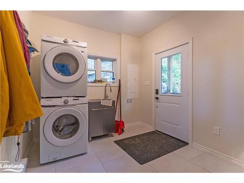 8814 Georgian Bay Shore, Port Severn, ON - Indoor Photo Showing Laundry Room