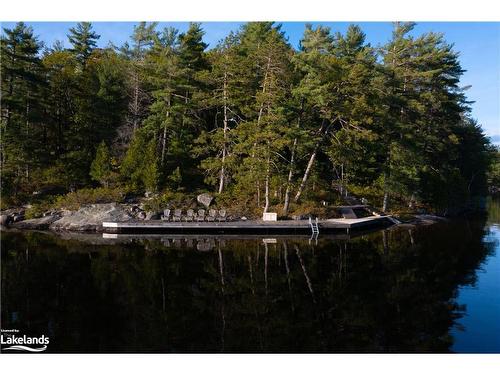 31 Moss Island, Seguin, ON - Outdoor With Body Of Water