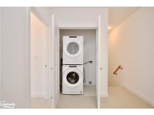 22 Allison Lane, Midland, ON - Indoor Photo Showing Laundry Room