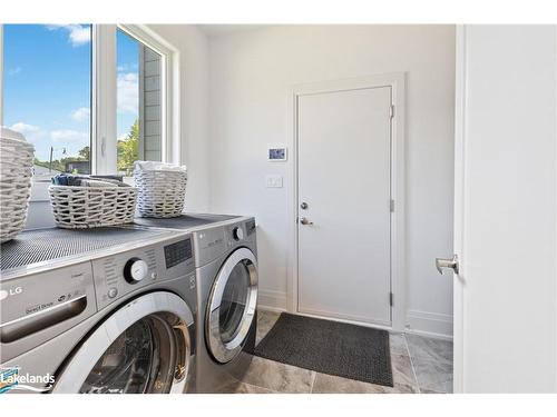 113 Tekiah Road, The Blue Mountains, ON - Indoor Photo Showing Laundry Room