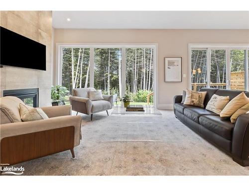 113 Tekiah Road, The Blue Mountains, ON - Indoor Photo Showing Living Room With Fireplace