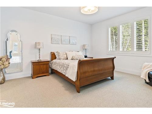 113 Tekiah Road, The Blue Mountains, ON - Indoor Photo Showing Bedroom