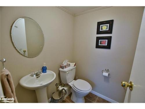 1030 Sixth Street, Clearview, ON - Indoor Photo Showing Bathroom