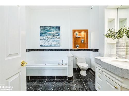 137 Pioneer Lane, The Blue Mountains, ON - Indoor Photo Showing Bathroom