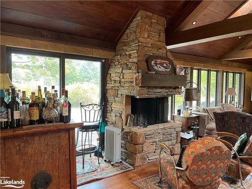133 Arrowhead Road, The Blue Mountains, ON - Indoor Photo Showing Other Room With Fireplace