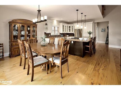 169 High Bluff Lane, Thornbury, ON - Indoor Photo Showing Dining Room