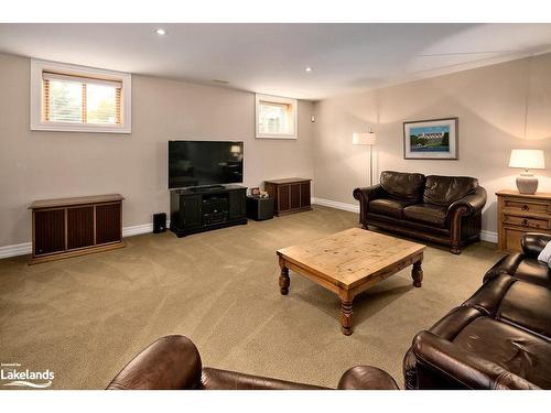 169 High Bluff Lane, Thornbury, ON - Indoor Photo Showing Living Room