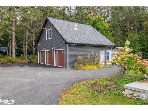 379 Santas Village Road, Bracebridge, ON - Outdoor