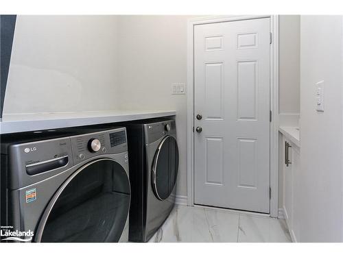 51 Tracey Lane, Collingwood, ON - Indoor Photo Showing Laundry Room