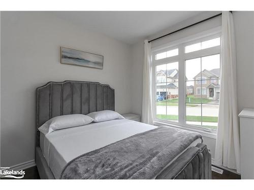 51 Tracey Lane, Collingwood, ON - Indoor Photo Showing Bedroom