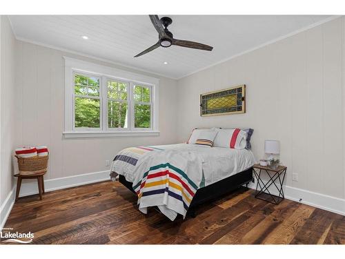 30 Bigwin Island, Baysville, ON - Indoor Photo Showing Bedroom