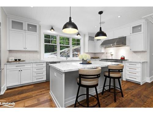 30 Bigwin Island, Baysville, ON - Indoor Photo Showing Kitchen With Upgraded Kitchen