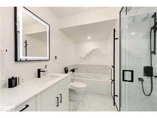 6-64 River Road E, Wasaga Beach, ON - Indoor Photo Showing Bathroom