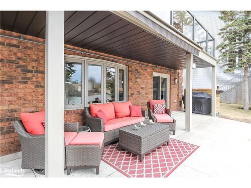 16 Sunset Court, Wasaga Beach, ON - Outdoor With Deck Patio Veranda With Exterior