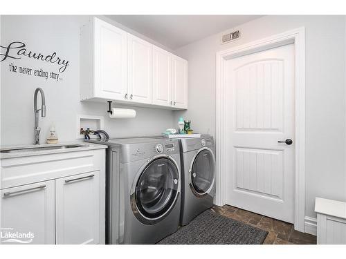 16 Sunset Court, Wasaga Beach, ON - Indoor Photo Showing Laundry Room