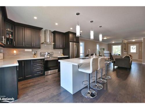 77 Constance Boulevard, Wasaga Beach, ON - Indoor Photo Showing Kitchen With Upgraded Kitchen