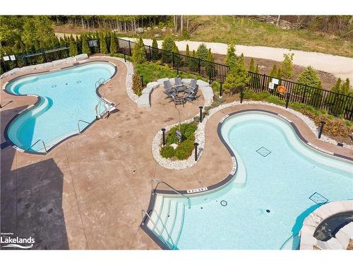 106-16 Beckwith Lane, The Blue Mountains, ON - Outdoor With In Ground Pool With Backyard