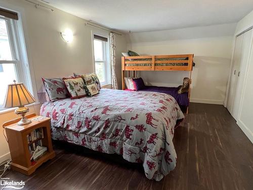 2316 Loop Road, Wilberforce, ON - Indoor Photo Showing Bedroom